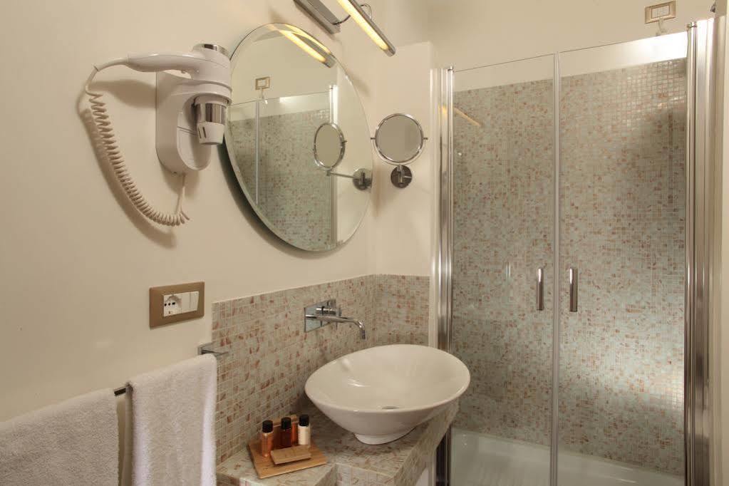 Vivaldi Luxury Rooms Rome Buitenkant foto